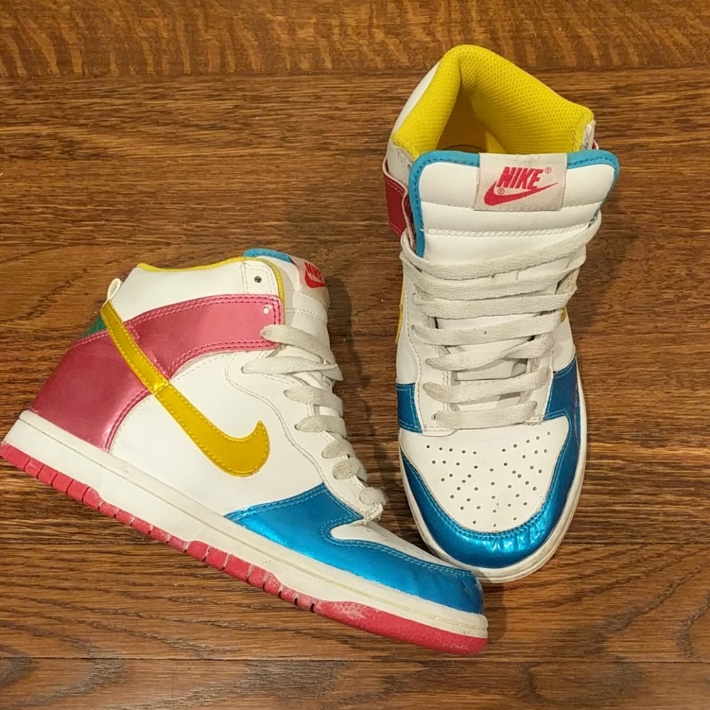 Nike high top dunks